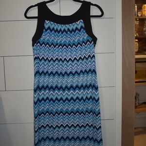 PRETTY ZIG ZAG DESIGN DRESS